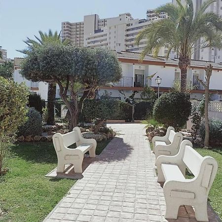 2 Bedroom Townhouse In Beautiful Gated Complex Benidorm Bagian luar foto
